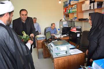 گزارش تصویری تجلیل از بانوان همکار با حضور مدیر کل دامپزشکی و مسئول نمایندگی ولی فقیه اداره ل دام÷زش