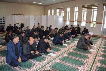برگزاری زیارت عاشورا در نمازخانه اداره کل دامپزشکی استان اردبیل