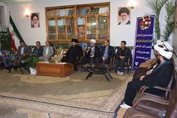 دیدار مدیران و کارکنان اداره کل دامپزشکی استان اردبیل با نماینده ولی فقیه و امام جمعه اردبیل روز دوش