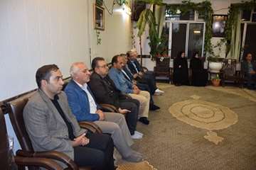 دیدار مدیران و کارکنان اداره کل دامپزشکی استان اردبیل با نماینده ولی فقیه و امام جمعه اردبیل روز دوش