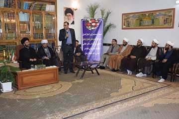 دیدار مدیران و کارکنان اداره کل دامپزشکی استان اردبیل با نماینده ولی فقیه و امام جمعه اردبیل روز دوش