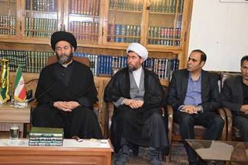 دیدار مدیران و کارکنان اداره کل دامپزشکی استان اردبیل با نماینده ولی فقیه و امام جمعه اردبیل روز دوش