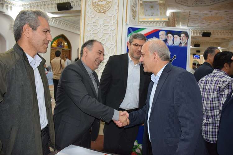 بازدید معاون توسعه مدیریت و منابع استانداری از میز خدمت اداره کل دامپزشکی استان اردبیل